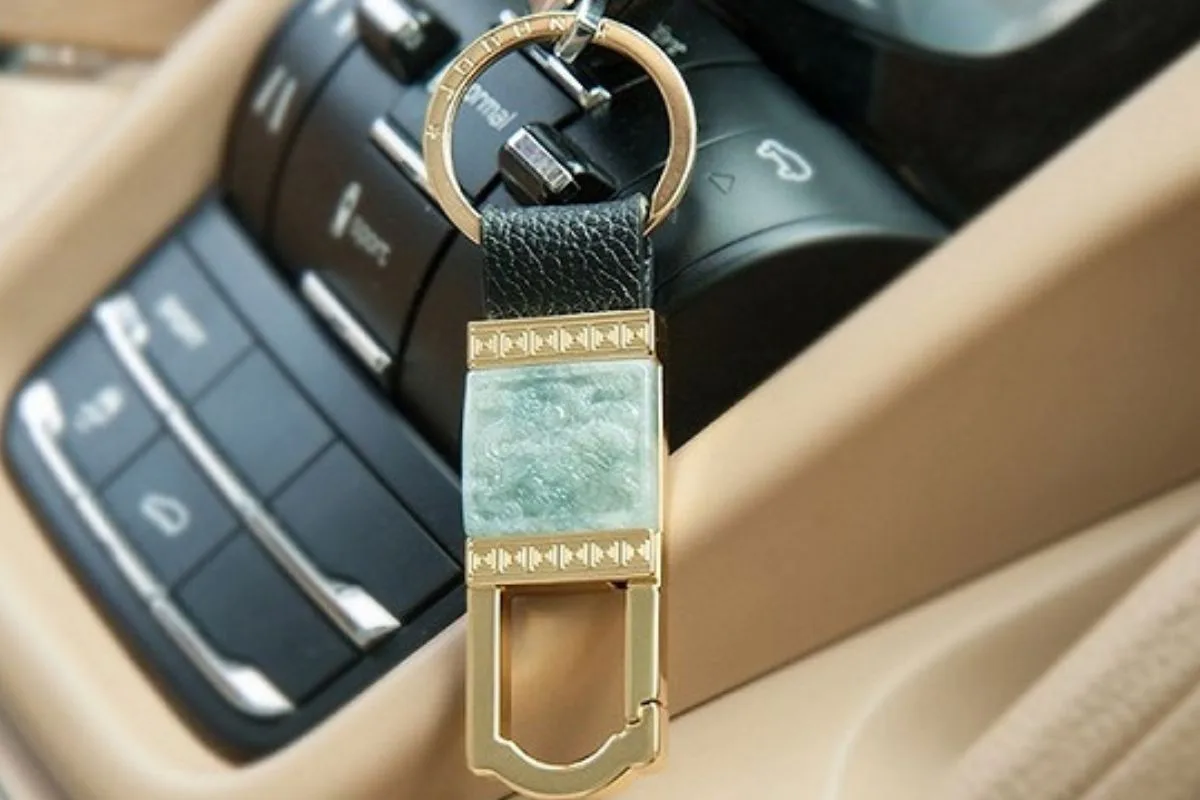 Những sai lầm khi sử dụng móc chìa khóa ô tô Jobon thường gặp