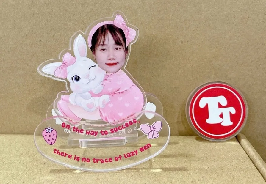 Standee thú cưng – biến ảnh pet nhà bạn thành standee mini